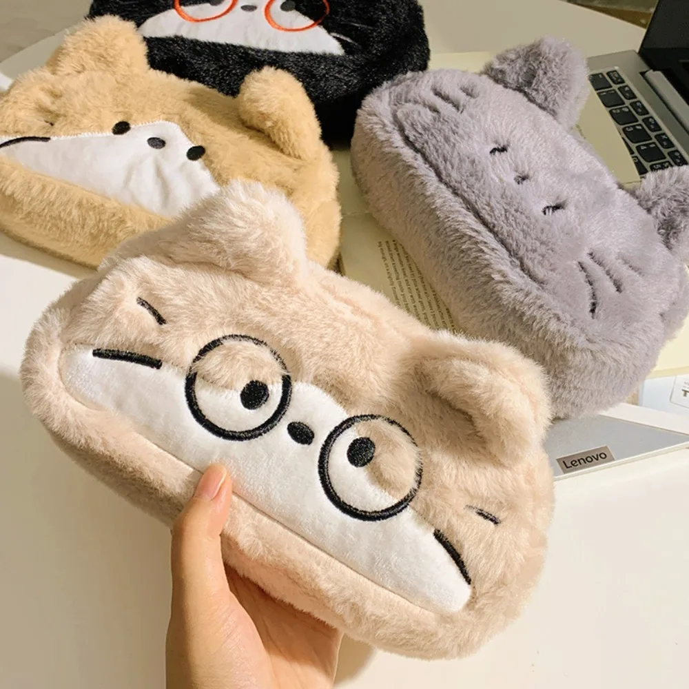 猫の形をした、ふわふわの素材で作られたメイクブラシバッグ。か - Beauty Makeup Women のレビューと価格
