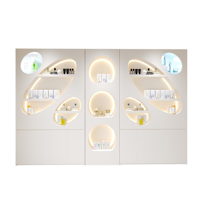 無垢材を使用した、美しいデザインの美容サロン用ディスプレイキ - Beauty & Makeup Katia Di Paola のレビューと価格